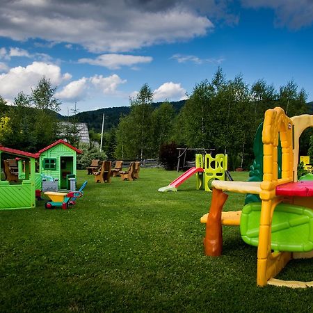 Hotel Carpatia Bieszczadzki Gosciniec Ветлина Экстерьер фото