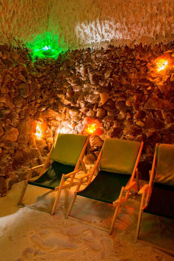 Hotel Carpatia Bieszczadzki Gosciniec Ветлина Экстерьер фото