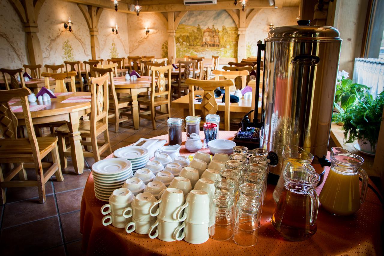 Hotel Carpatia Bieszczadzki Gosciniec Ветлина Экстерьер фото