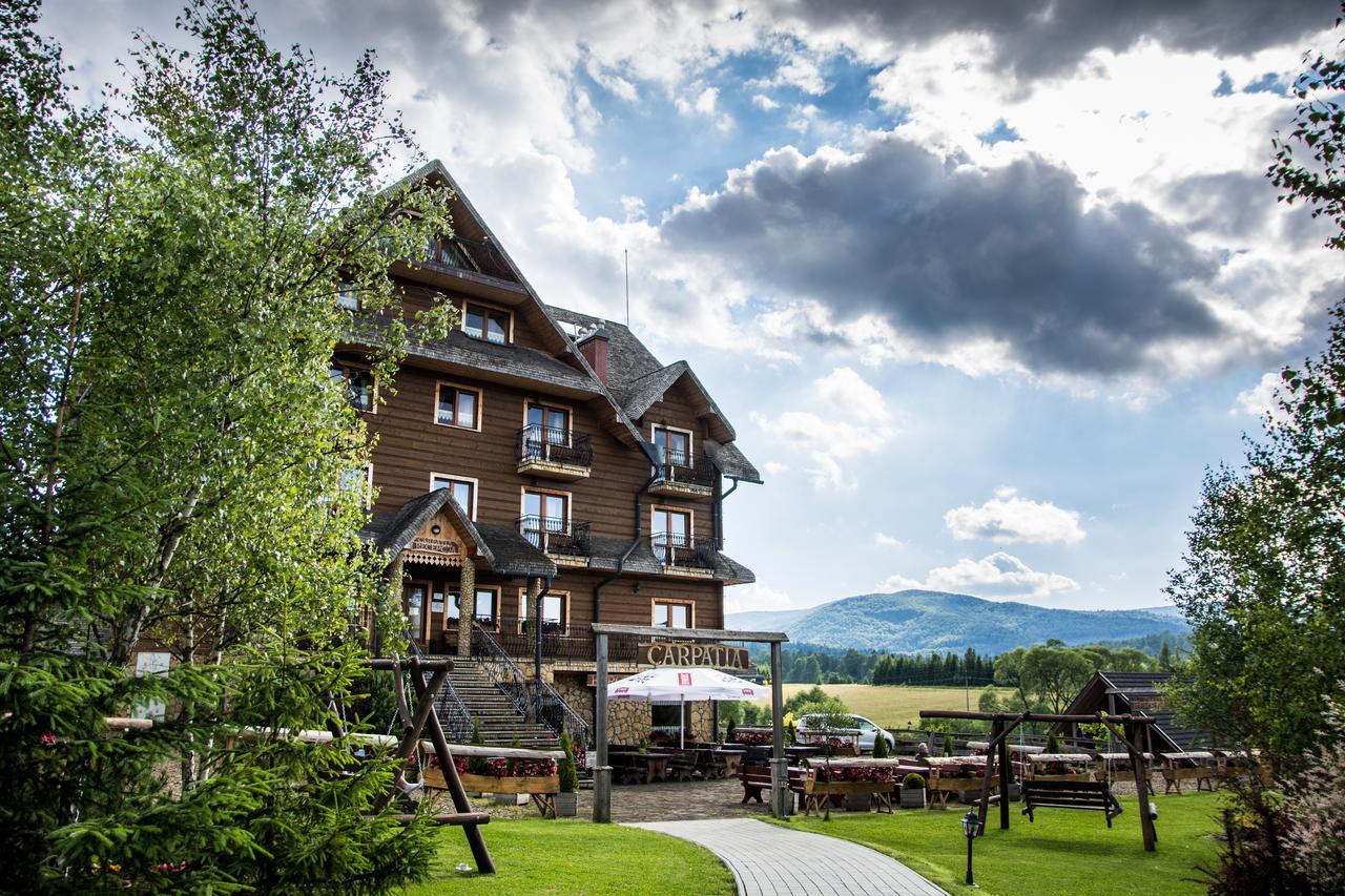 Hotel Carpatia Bieszczadzki Gosciniec Ветлина Экстерьер фото